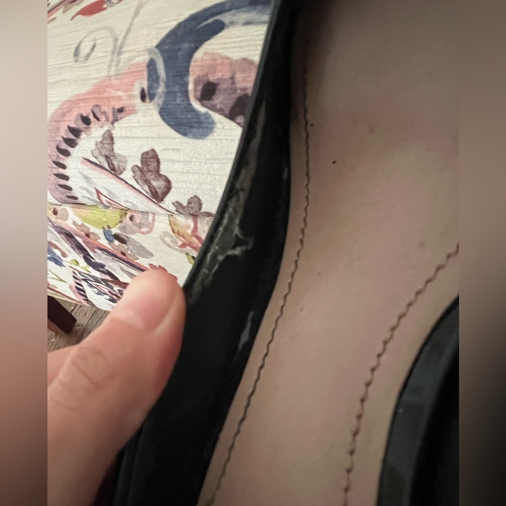 Size 7 Vince Camuto black heels - Picture 7 of 7